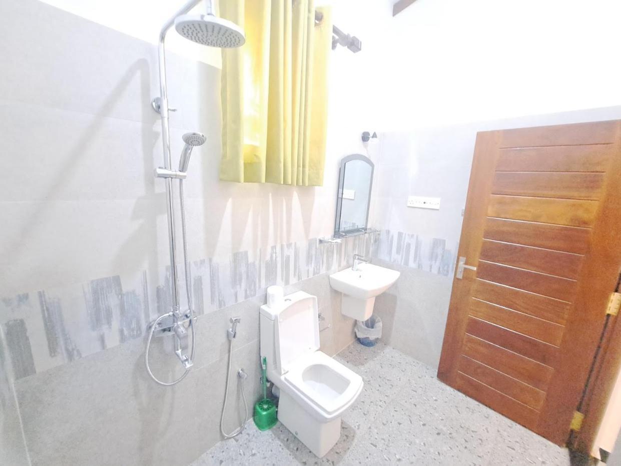 Villa 76 Weligama Esterno foto